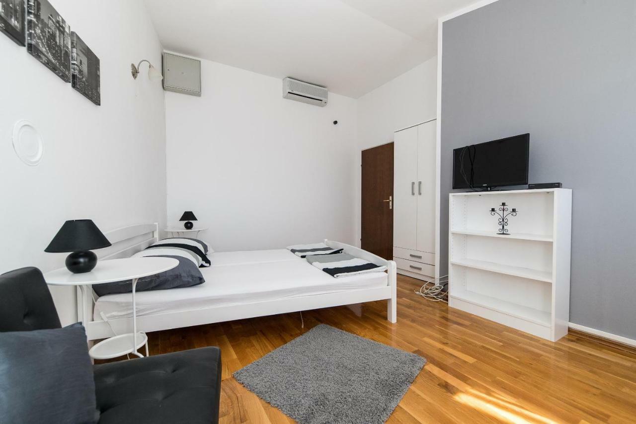 Apartmani Kristina Crikvenica Zewnętrze zdjęcie
