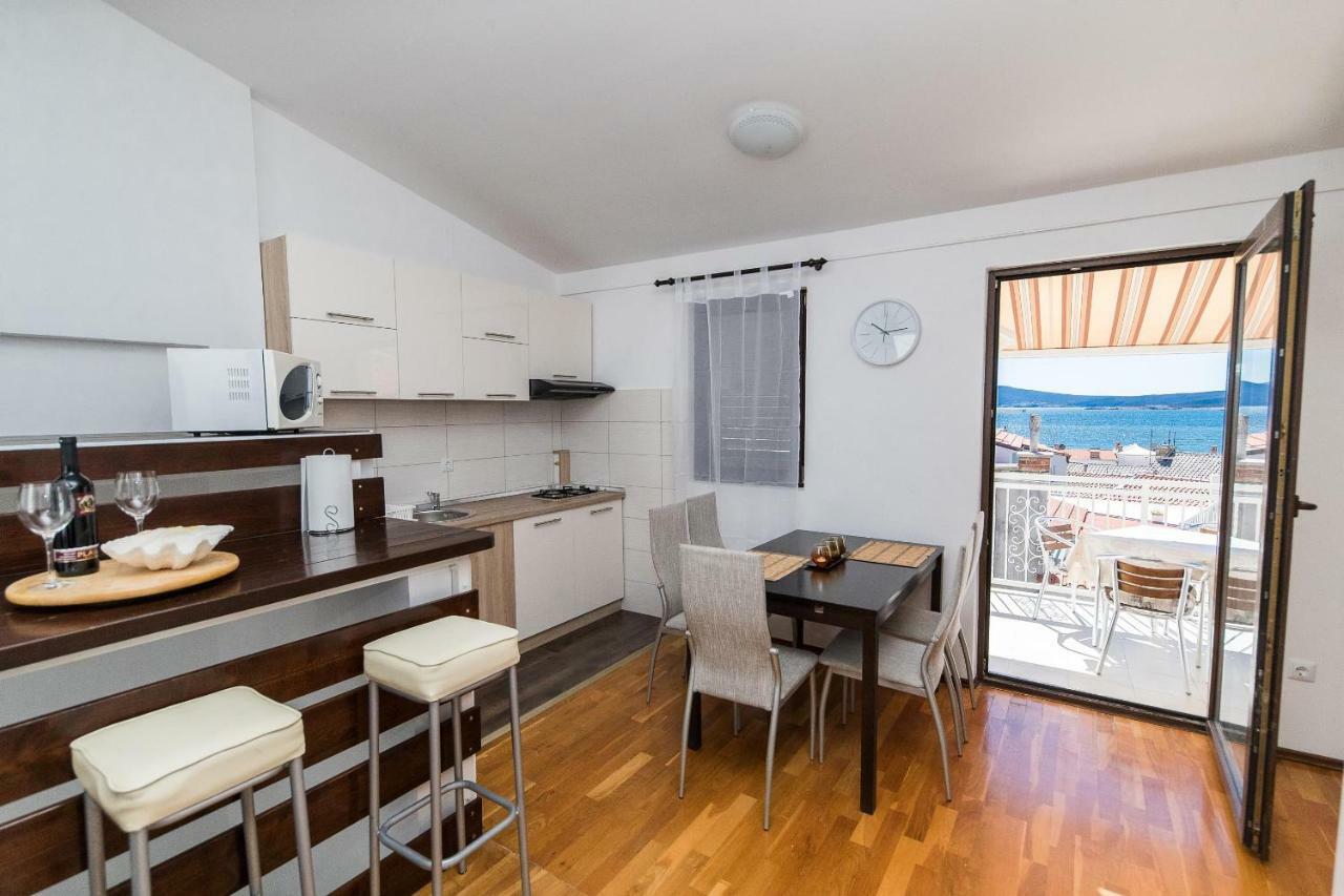 Apartmani Kristina Crikvenica Zewnętrze zdjęcie